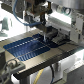 celle fotovoltaiche linea di produzione saldatura 2